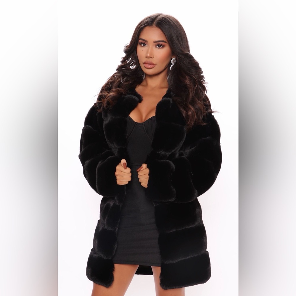 Fashion Nova With Love Black Faux Fur Coat Sold Out